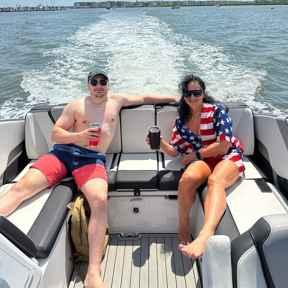 Meet your Posher, Antonio